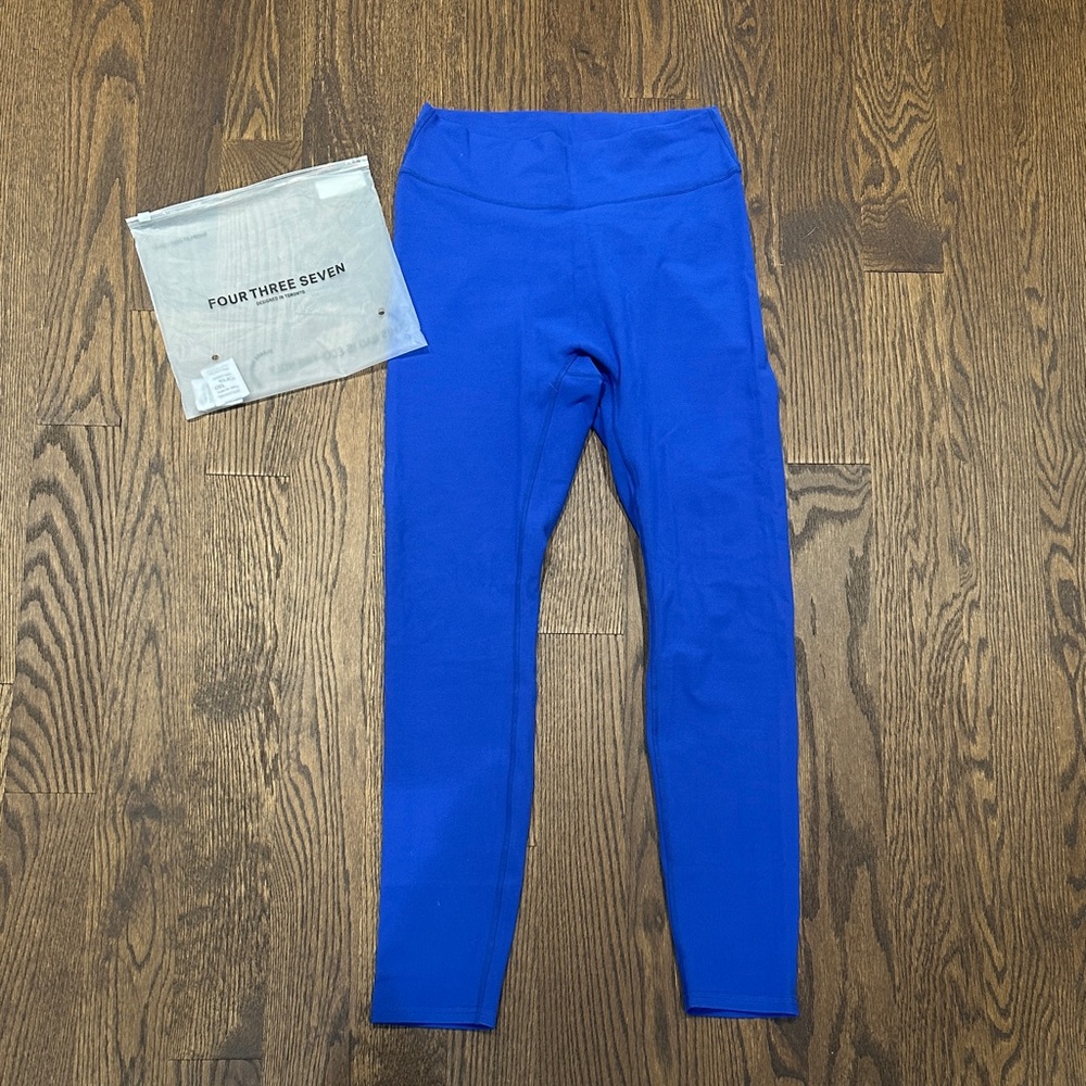 437 Blue Leggings